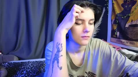 Hyeon Jin online show from February 7, 2025, 3:23 am