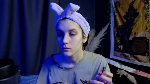 Hyeon Jin online show from February 8, 2025, 8:42 pm