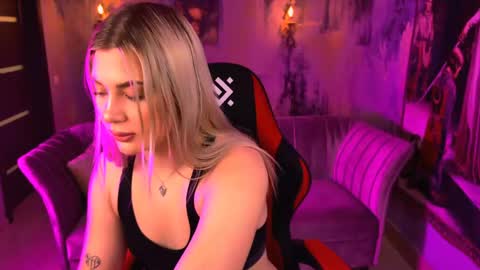 hyileyclark online show from May 24, 2026, 9:14 am