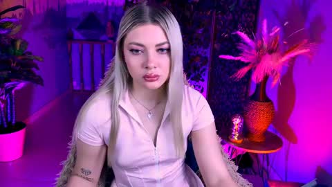 hyileyclark online show from May 30, 2026, 5:26 am