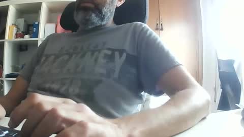 Snapshot of hyperpau chatting on October 14, 2025, 8:26 am Hyperpau online show from October 14, 2025, 8:26 am