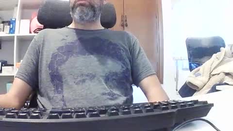 Snapshot of hyperpau chatting on November 16, 2025, 7:03 am Hyperpau online show from November 16, 2025, 7:03 am