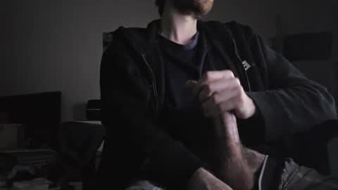 Snapshot of hypervs chatting on October 27, 2025, 9:02 am Hyperdaddy online show from October 27, 2025, 9:02 am