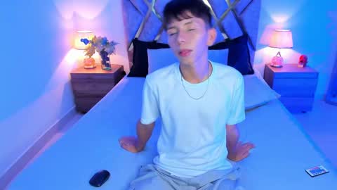 Snapshot of hyunjin_sun chatting on October 17, 2025, 11:40 pm Son Hyunjin online show from October 17, 2025, 11:40 pm