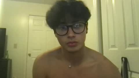 hyunluv online show from September 27, 2025, 5:12 am