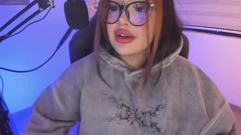 Snapshot of i_am_ari chatting on November 10, 2025, 2:10 am Ari online show from November 10, 2025, 2:10 am