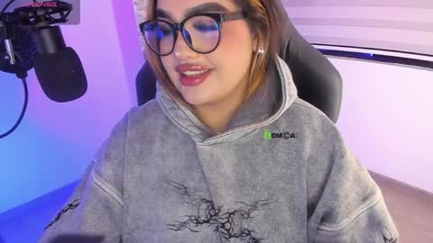Ari online show from April 11, 2026, 2:16 am