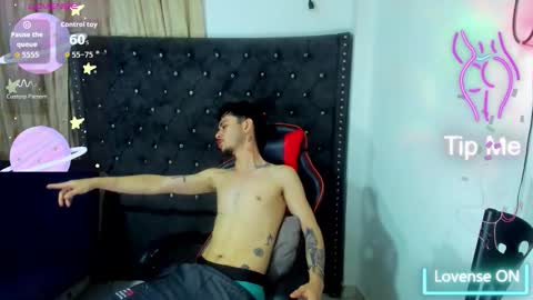 Snapshot of i_am_kelvis_ chatting on October 9, 2025, 2:09 am kelvis online show from October 9, 2025, 2:09 am