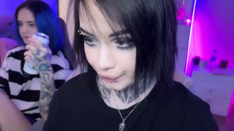 Snapshot of i_died_again chatting on February 21, 2025, 2:59 pm Asya online show from February 21, 2025, 2:59 pm