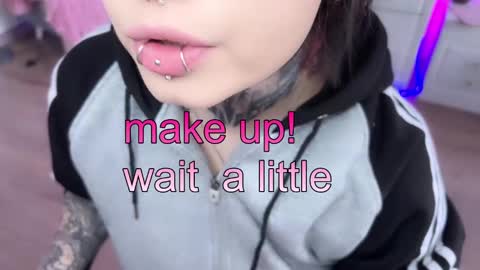 Snapshot of i_died_again chatting on February 23, 2025, 9:22 am Asya online show from February 23, 2025, 9:22 am