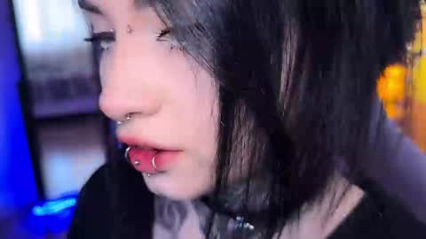 Asya  online show from April 12, 2026, 9:25 am