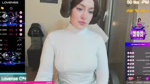 Snapshot of i_esus chatting on October 28, 2025, 2:42 pm Olivia Alafolix- Fr--je parle fr -en online show from October 28, 2025, 2:42 pm