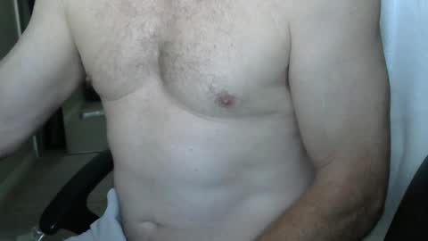 Snapshot of i_was_a_shy_dad chatting on September 19, 2025, 5:35 pm i_was_a_shy_dad online show from September 19, 2025, 5:35 pm