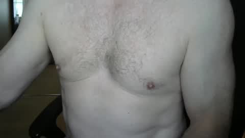 Snapshot of i_was_a_shy_dad chatting on September 23, 2025, 2:20 pm i_was_a_shy_dad online show from September 23, 2025, 2:20 pm