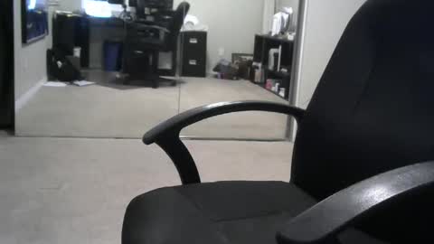 Snapshot of i_was_a_shy_dad chatting on November 24, 2025, 1:33 pm i_was_a_shy_dad online show from November 24, 2025, 1:33 pm