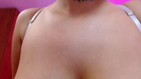 Salo  online show from April 17, 2026, 9:45 am