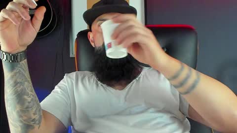 Snapshot of iamalexander_ chatting on December 5, 2024, 11:49 am Lex online show from December 5, 2024, 11:49 am