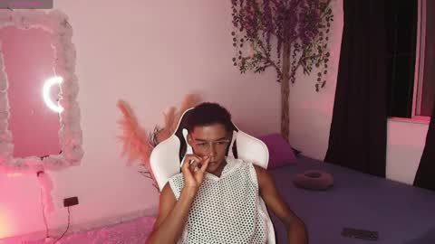 Snapshot of iamandrey_ chatting on April 14, 2026, 12:16 am iamandrey_ online show from April 14, 2026, 12:16 am