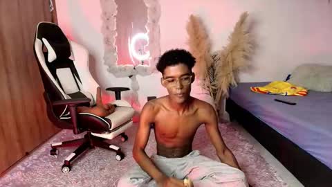 iamandrey_ online show from June 27, 2026, 11:43 pm