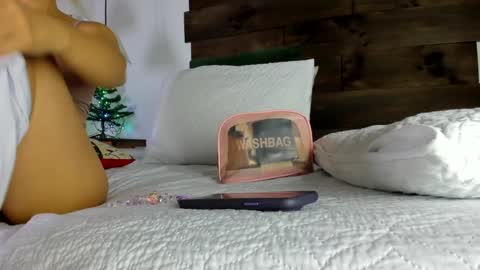 Gabriela online show from December 3, 2024, 12:06 pm