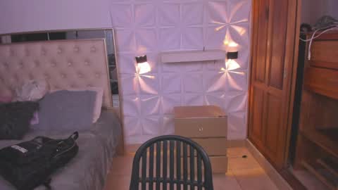 iamjuanjoc online show from April 20, 2026, 3:42 am