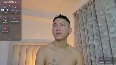 Juliiiiian online show from January 8, 2025, 10:59 am