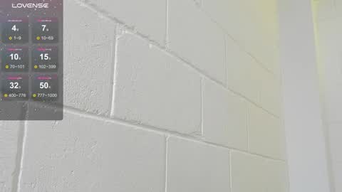 Juliiiiian online show from January 30, 2025, 2:04 pm