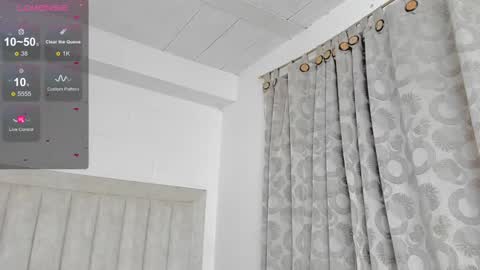 Juliiiiian online show from February 16, 2025, 2:43 pm