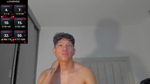 Snapshot of iamjulian_ chatting on July 19, 2026, 11:03 am Juliiiiian online show from July 19, 2026, 11:03 am