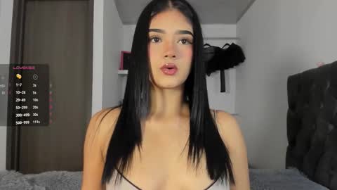 Snapshot of iamjulietaa chatting on December 3, 2025, 7:56 pm online show from December 3, 2025, 7:56 pm