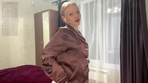 Snapshot of iamlylu chatting on October 28, 2025, 4:05 am Lylu online show from October 28, 2025, 4:05 am