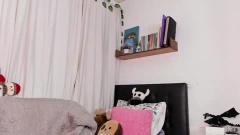 Mel  online show from December 27, 2024, 6:57 am