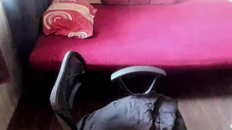 Snapshot of iamsuprememistress chatting on October 17, 2025, 7:00 am MADAM MISTRESS ASIANA online show from October 17, 2025, 7:00 am