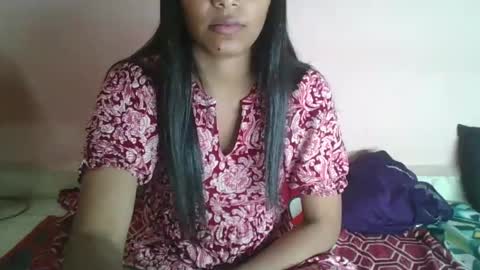 iamHotTaara online show from January 18, 2025, 7:04 pm