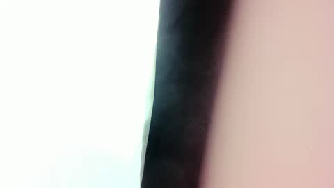 Snapshot of ian_castillo_ chatting on September 17, 2025, 11:12 am IAN CASTILLO online show from September 17, 2025, 11:12 am