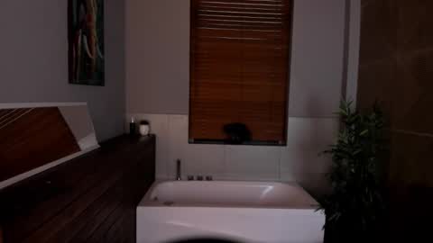 Ian Davis online show from October 15, 2025, 11:43 am