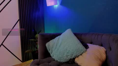 Snapshot of ian_lein chatting on November 25, 2025, 3:17 am IAN LEIN online show from November 25, 2025, 3:17 am