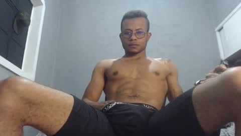 ian_tuner online show from December 17, 2024, 11:59 pm