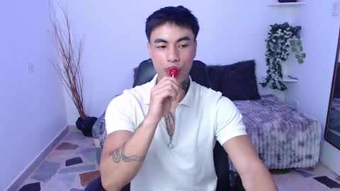 Snapshot of ian_west chatting on February 5, 2026, 11:59 am Ian online show from February 5, 2026, 11:59 am