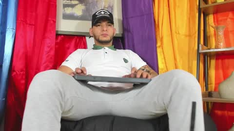 Snapshot of iandygrasso chatting on February 17, 2025, 11:44 am iandygrasso online show from February 17, 2025, 11:44 am