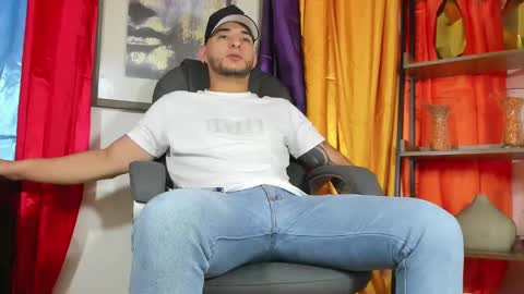 Snapshot of iandygrasso chatting on March 2, 2025, 12:01 pm iandygrasso online show from March 2, 2025, 12:01 pm