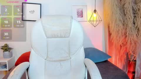 Snapshot of iangel_ chatting on October 2, 2025, 3:13 am ian online show from October 2, 2025, 3:13 am