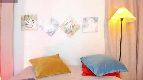 Snapshot of iangel_ chatting on December 14, 2025, 5:24 am ian online show from December 14, 2025, 5:24 am