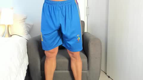 Snapshot of ianmachado777 chatting on March 2, 2026, 1:29 pm Ian Machado online show from March 2, 2026, 1:29 pm