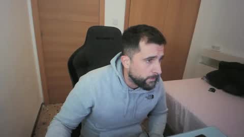 iberian_macho online show from November 26, 2025, 2:34 am