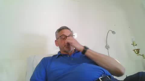 Snapshot of icanhelpu43 chatting on January 15, 2025, 8:16 pm icanhelpu43 online show from January 15, 2025, 8:16 pm