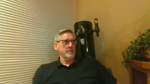 Snapshot of icanhelpu43 chatting on February 3, 2025, 2:36 am icanhelpu43 online show from February 3, 2025, 2:36 am