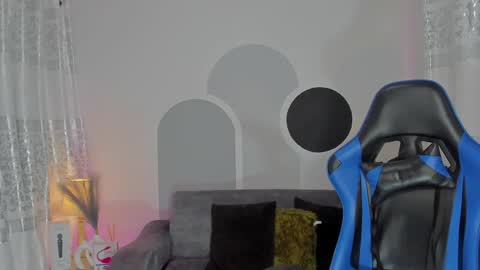 Snapshot of ice_grace chatting on January 15, 2025, 11:00 am ice online show from January 15, 2025, 11:00 am