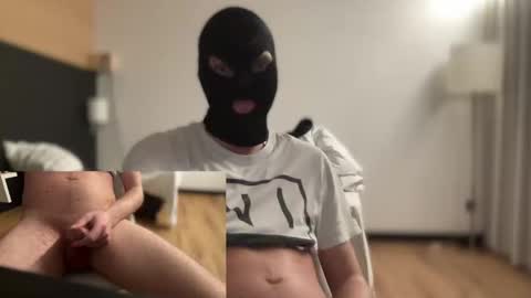 Snapshot of ich7722 chatting on February 6, 2025, 11:37 pm ich7722 online show from February 6, 2025, 11:37 pm