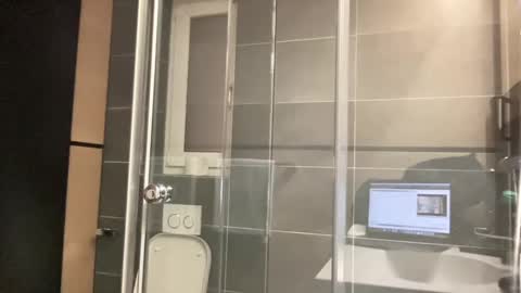 Snapshot of ich7722 chatting on February 15, 2025, 6:23 pm ich7722 online show from February 15, 2025, 6:23 pm